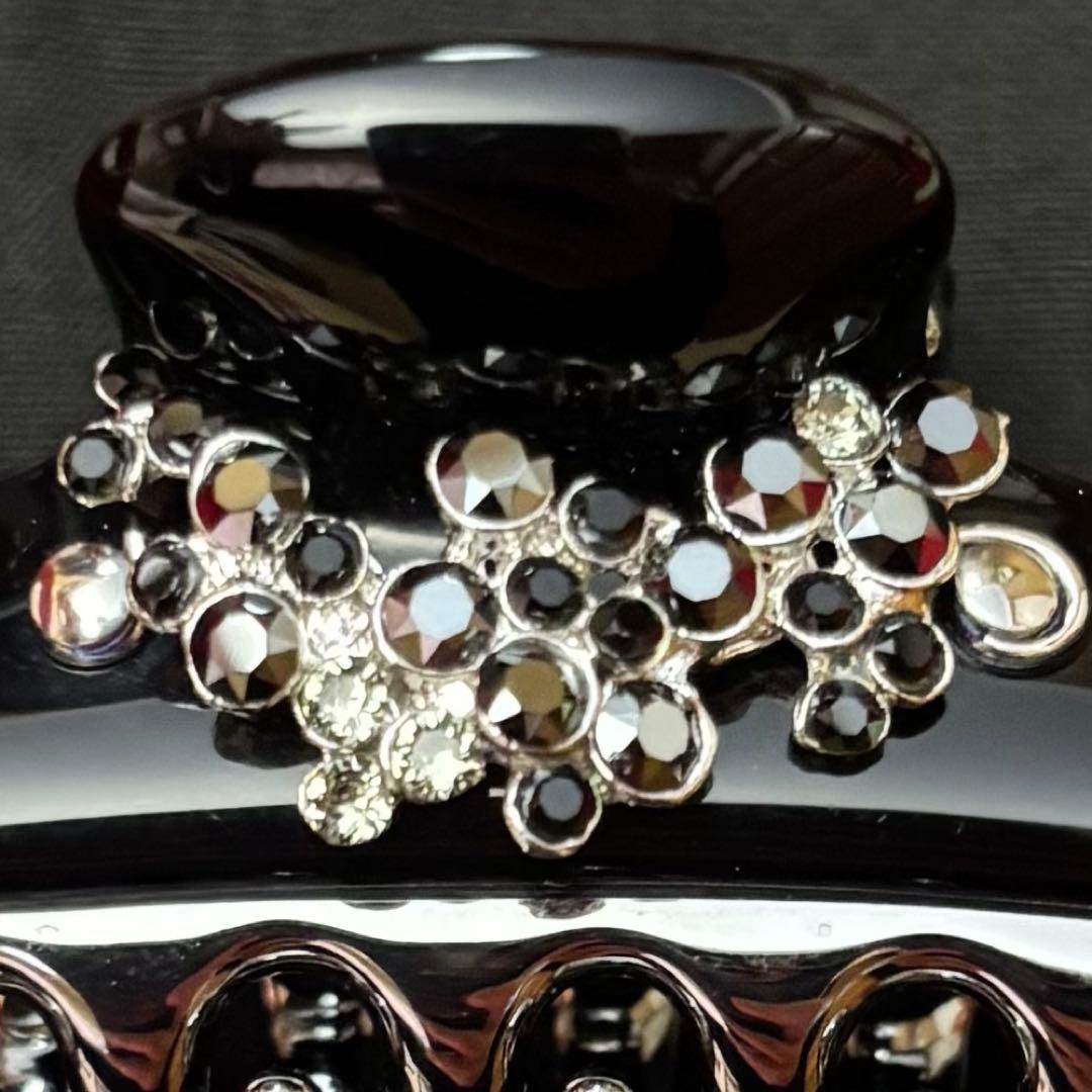 acca ヘアクリップ　フラワーモチーフ