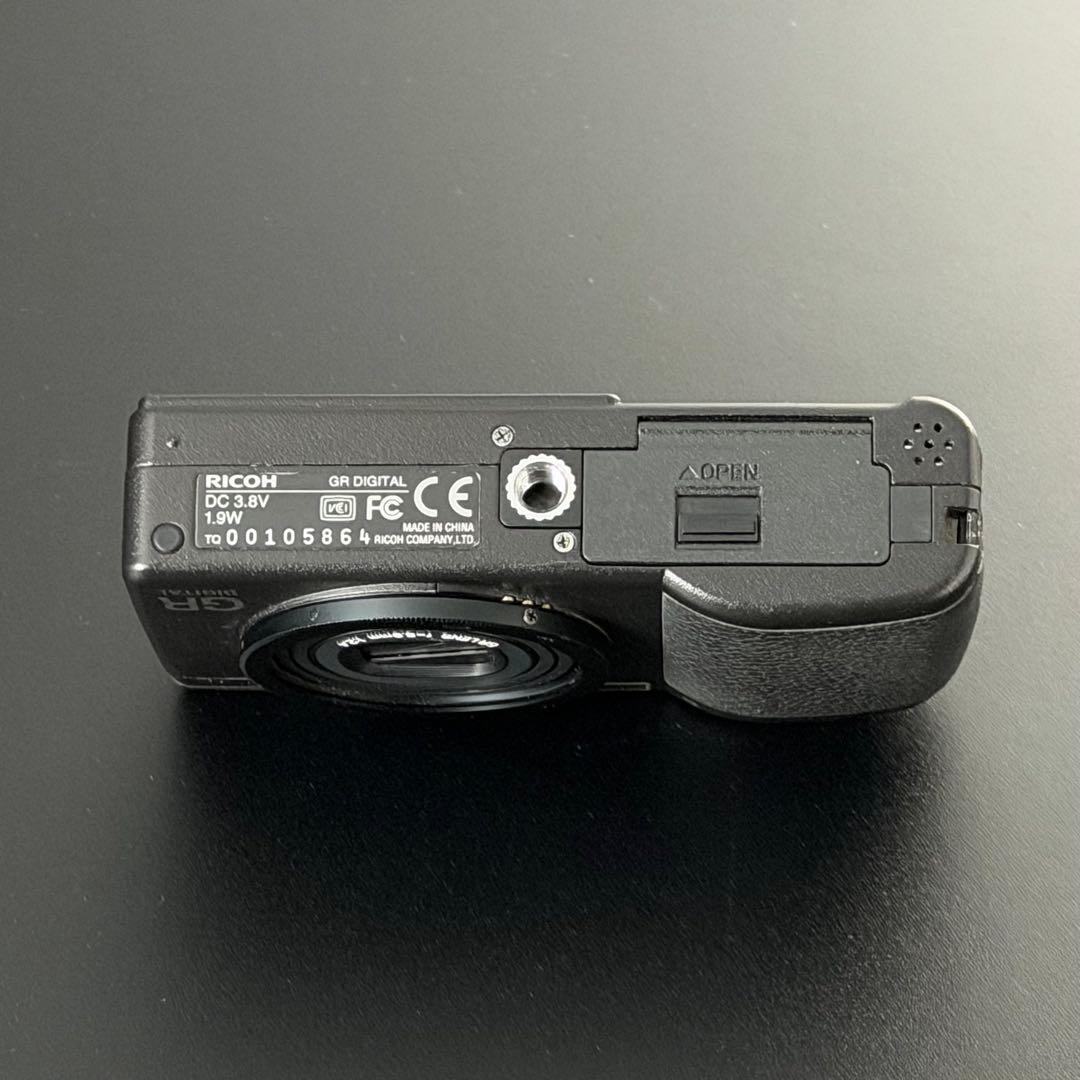 RICOH GR DIGITAL コンパクトカメラ