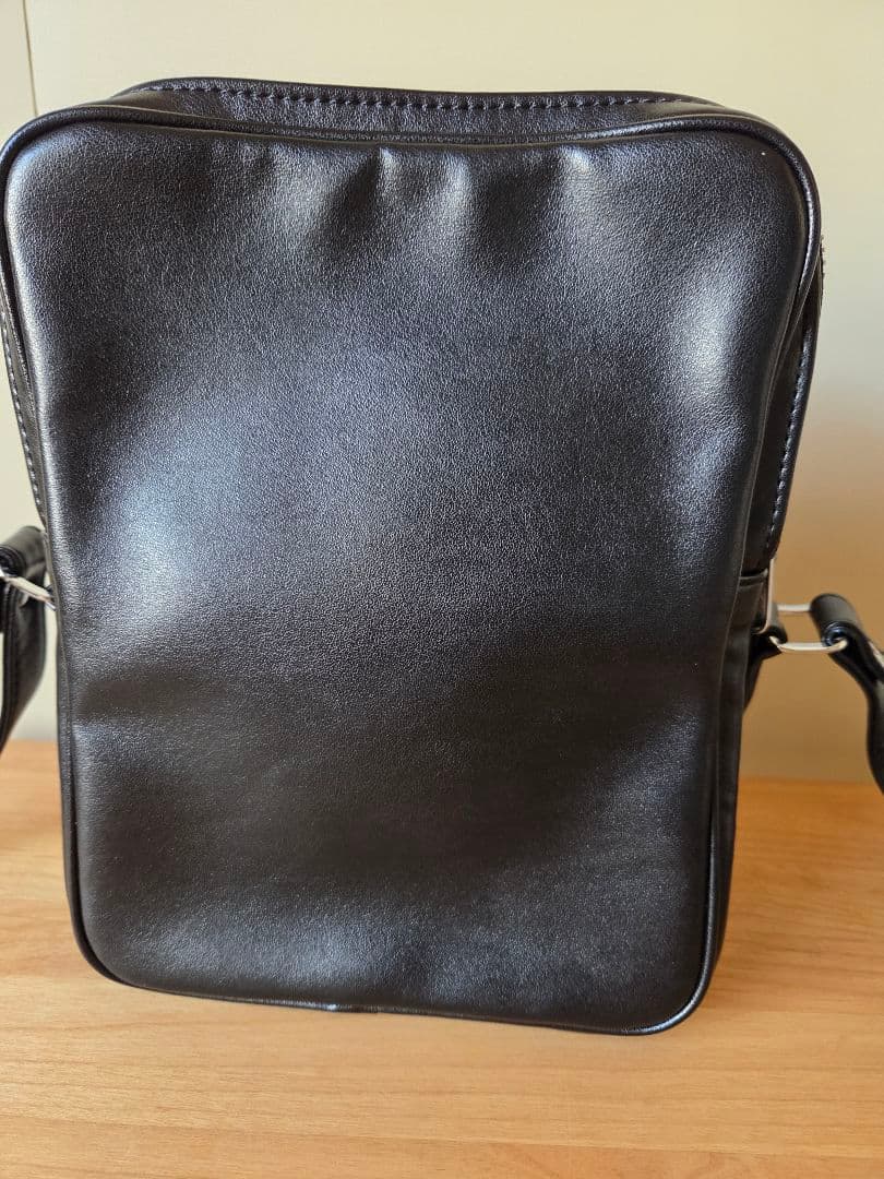 美品　COMME des GARÇONS 黒 ショルダーバッグ　ギャルソン