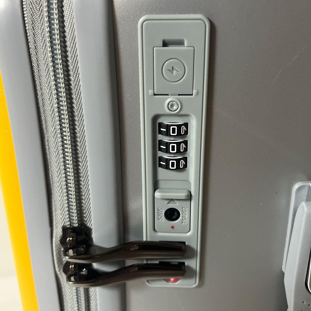 子供　乗れるスーツケース キャリーケース 40L キャリーバッグ イエロー