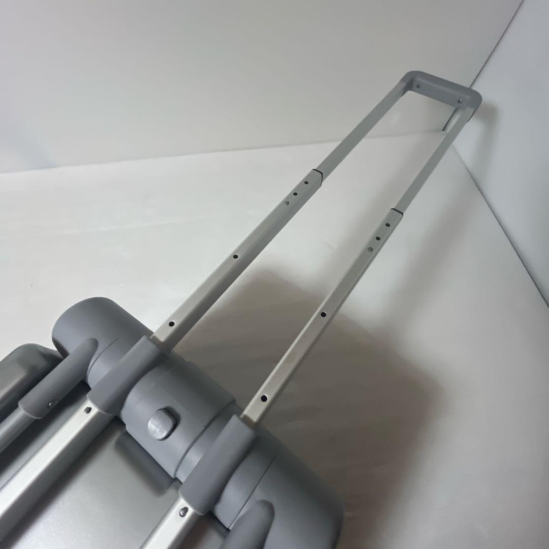 子供　乗れるスーツケース キャリーケース 40L キャリーバッグ イエロー