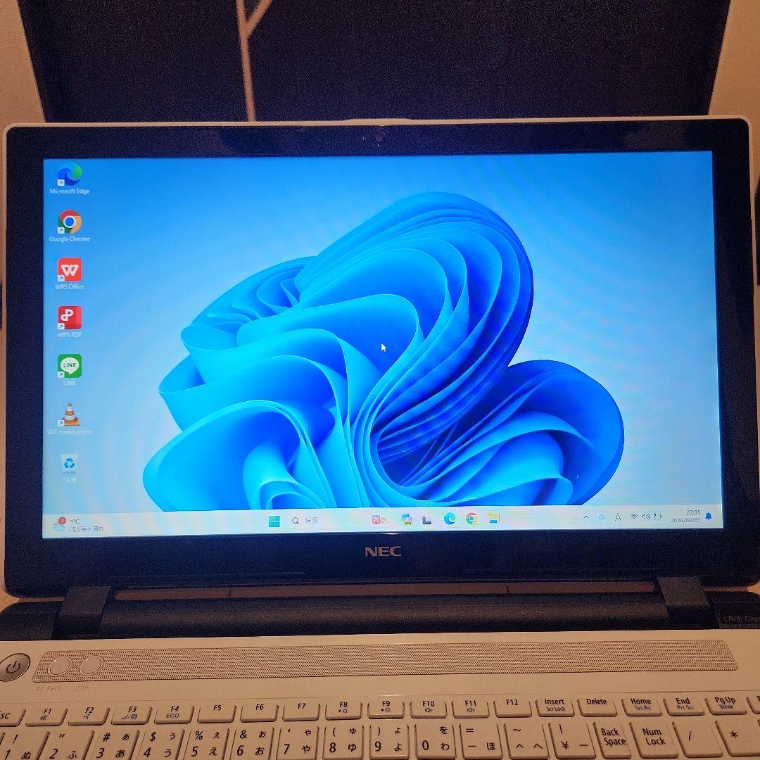 ⭐美品⭐　ノートパソコン　薄型　大画面　大容量　NEC　おしゃれなデザイン⭐