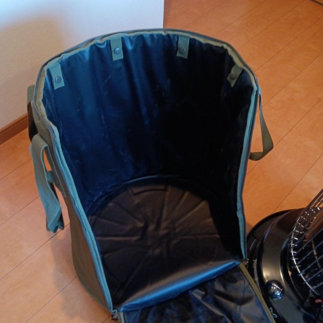 【美品】22年製トヨトミ大型石油ストーブKS-67H ブラック　ケース付き！