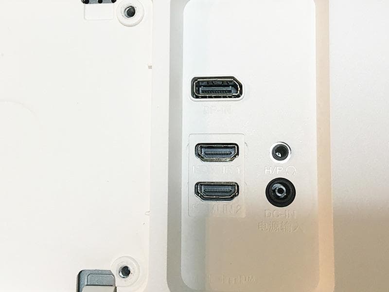 LG フレームレス 4Kモニター 32UN550-W 31.5 スタンドなし