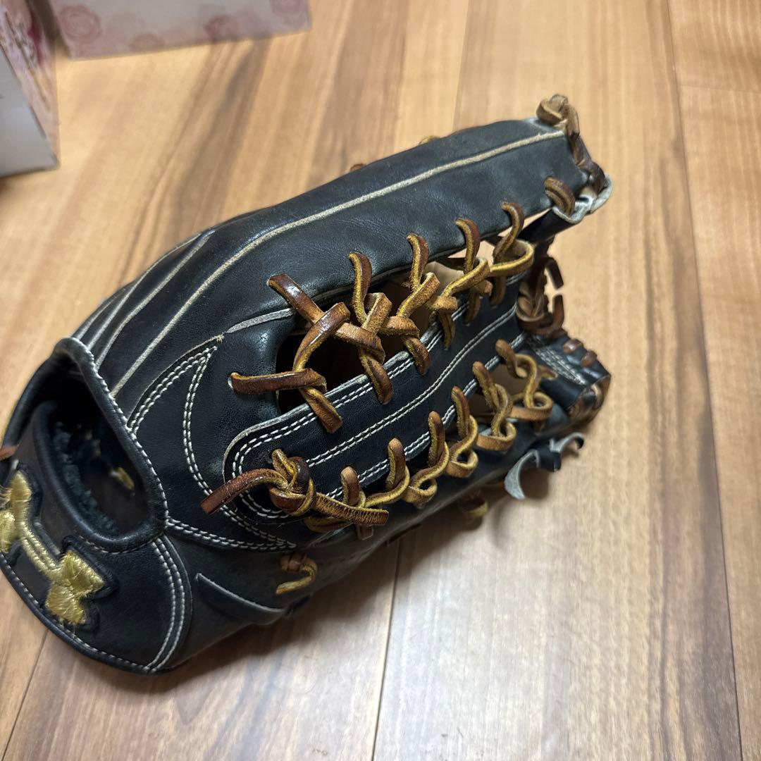 アンダーアーマー　硬式グローブ　外野用