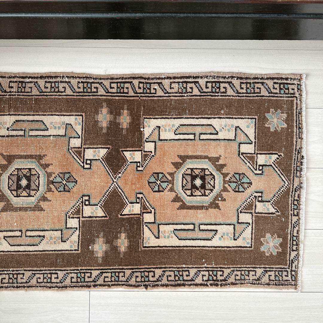 トルコ ヴィンテージラグ 960 スモール ベージュ ブラウン ペールブルー