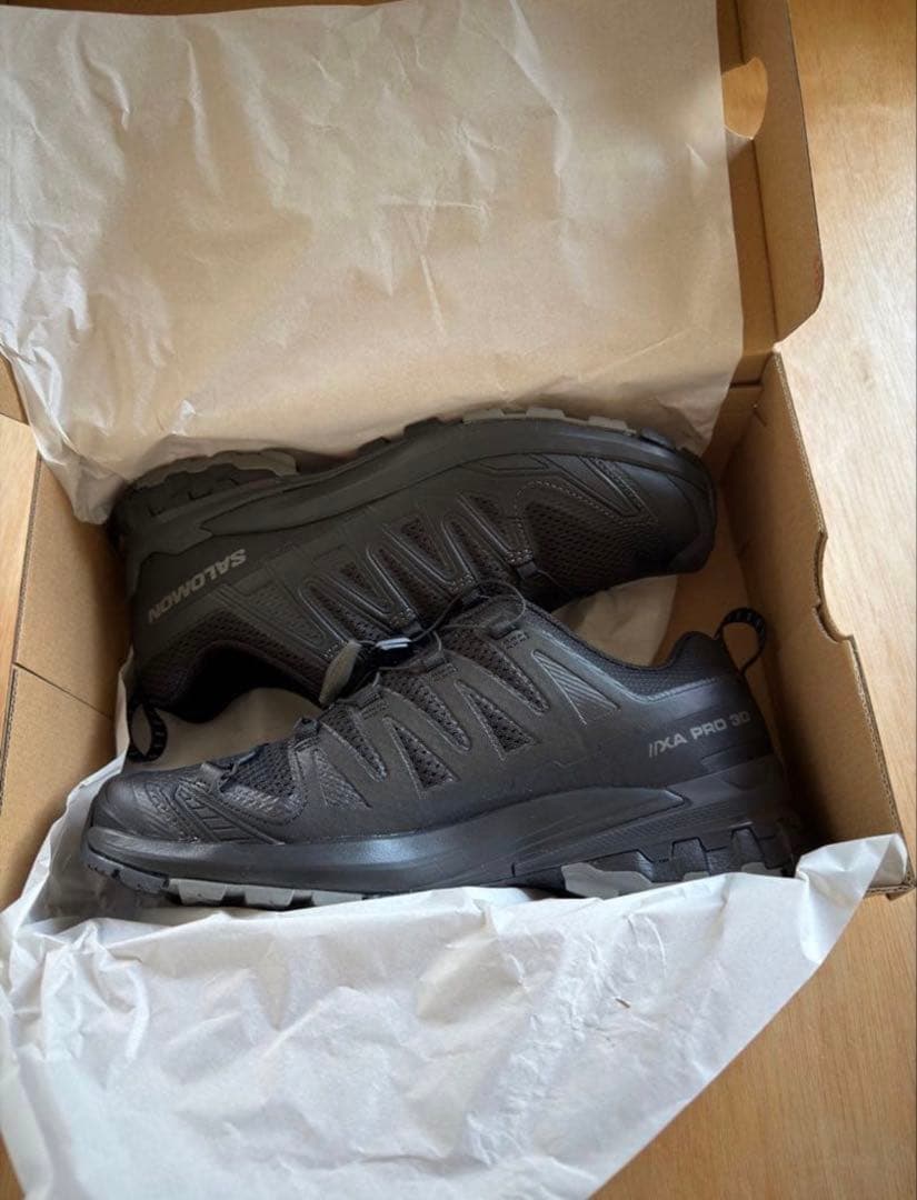 箱付き サロモン XA PRO 3D V9 スニーカー アウトドア　トレイル