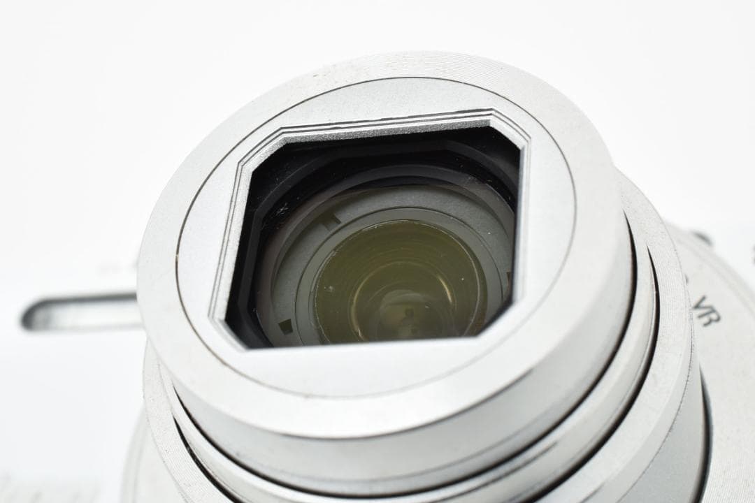 Nikon COOLPIX S7000 ホワイト デジタルカメラ