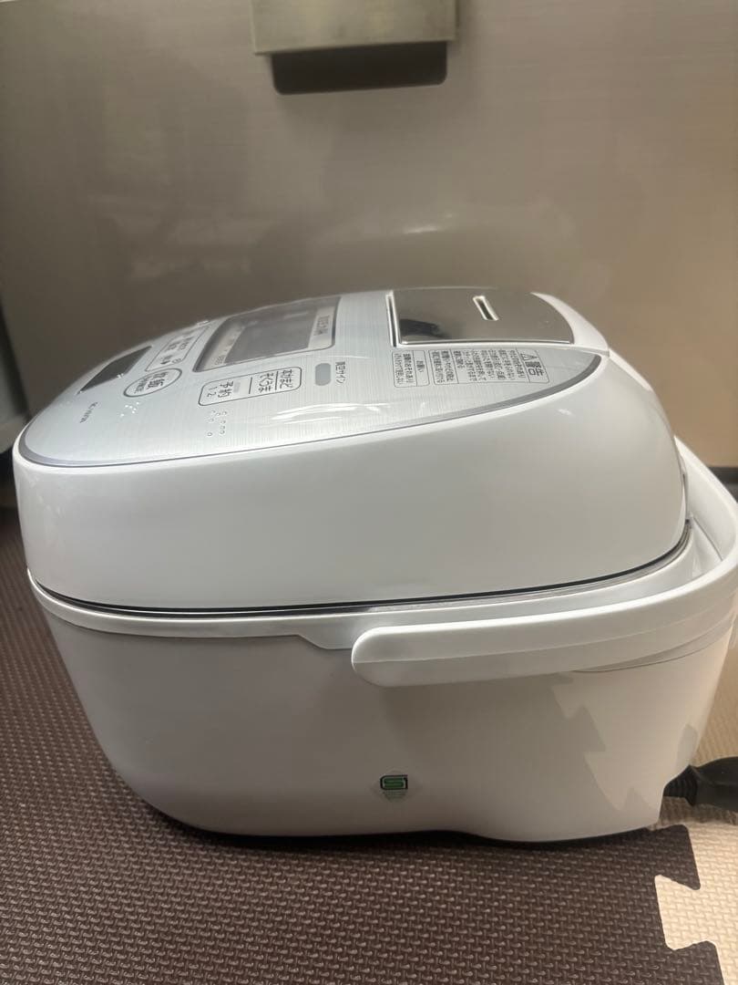 TOSHIBA 圧力IH炊飯器 RC-10VSN-2020年製
