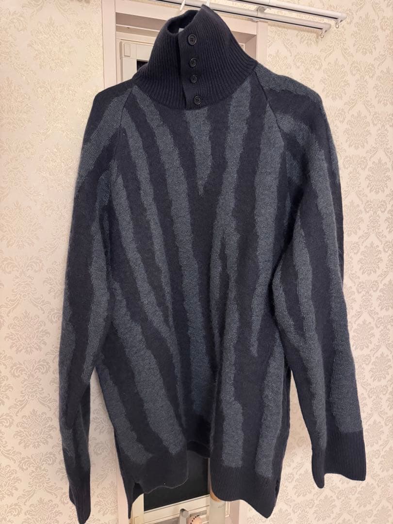 Y's ストライプタートルネックニット