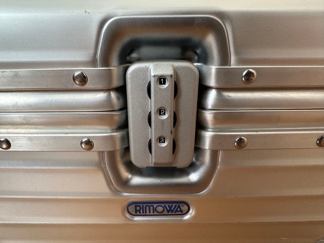 【RIMOWA ヴァニティケース／ビューティーケース】廃盤品 アルミニウムケース