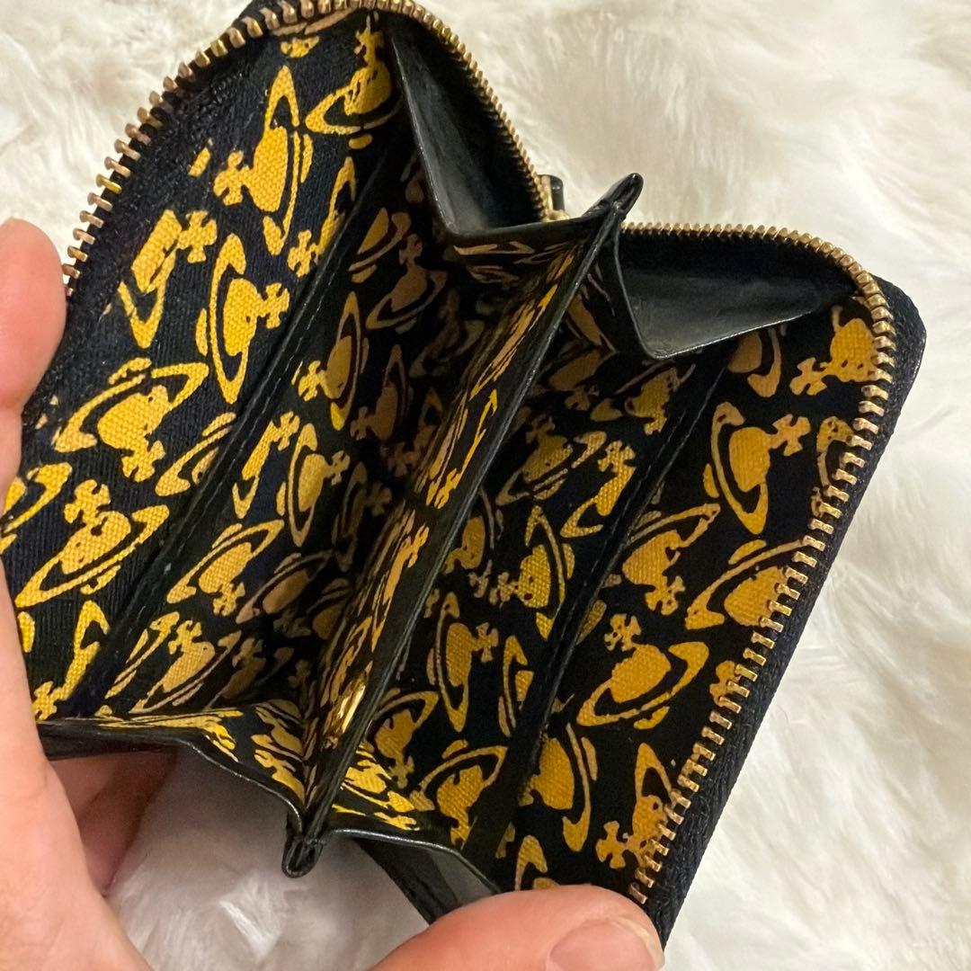 新品同様 ヴィヴィアン ケース 財布 カードケース 黒 レザー