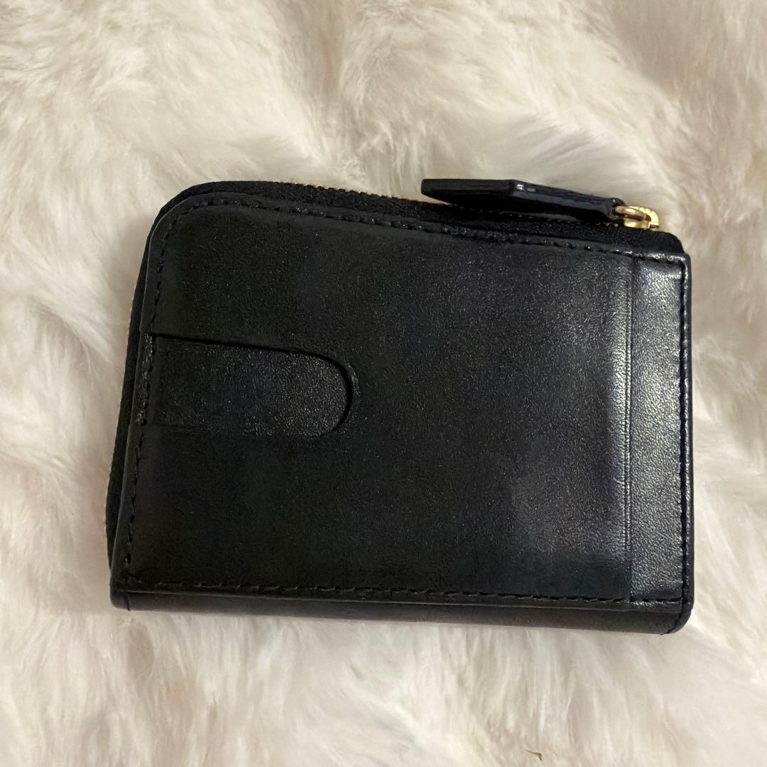 新品同様 ヴィヴィアン ケース 財布 カードケース 黒 レザー