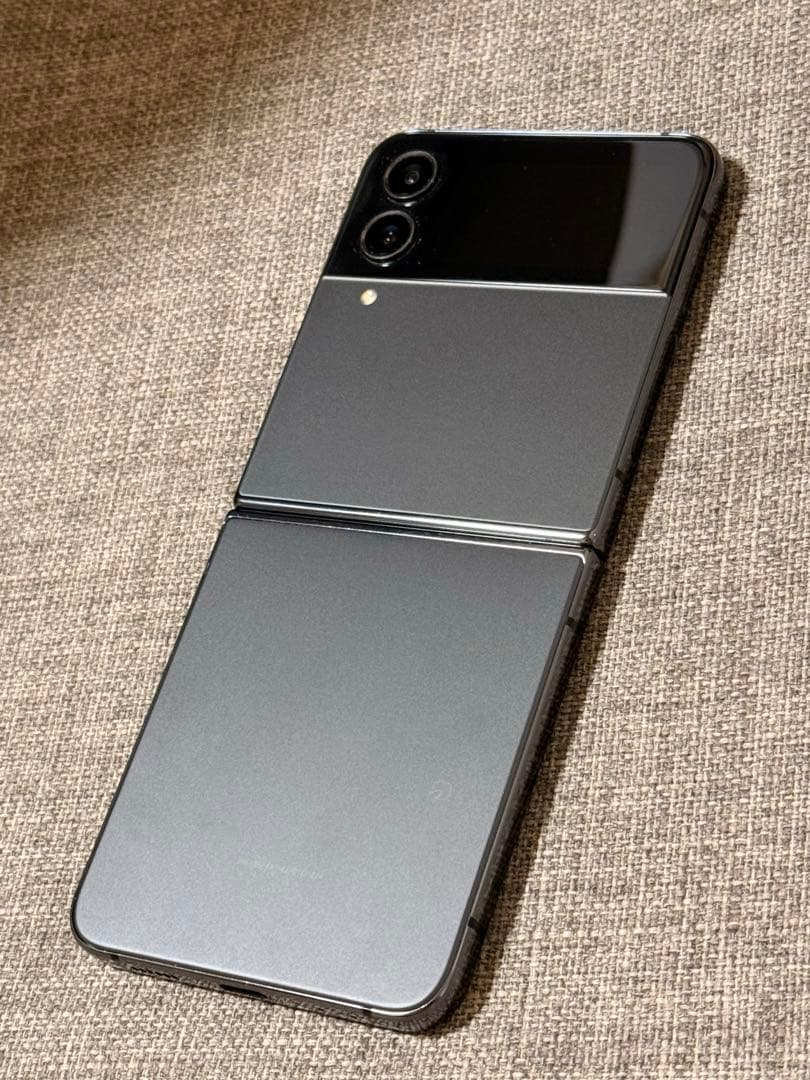 サムスン ギャラクシー Z フリップ4