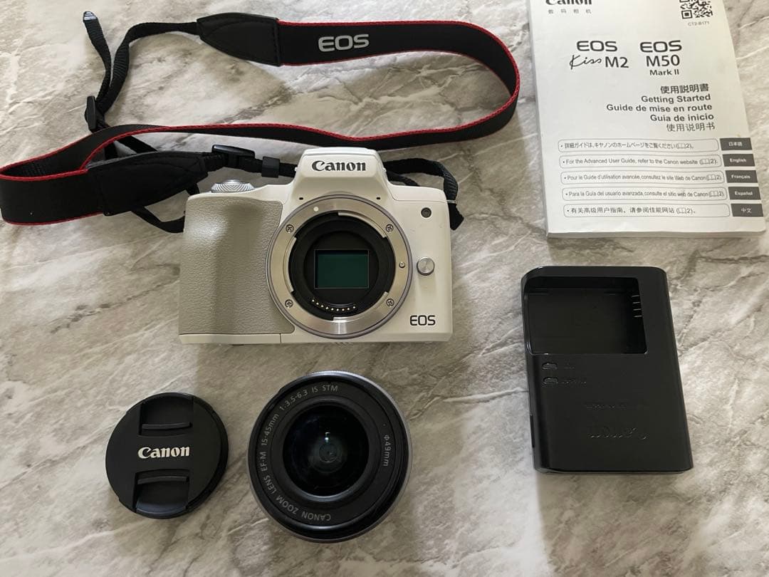 【取説付き】極美品 Canon EOS Kiss M2 高性能レンズキット
