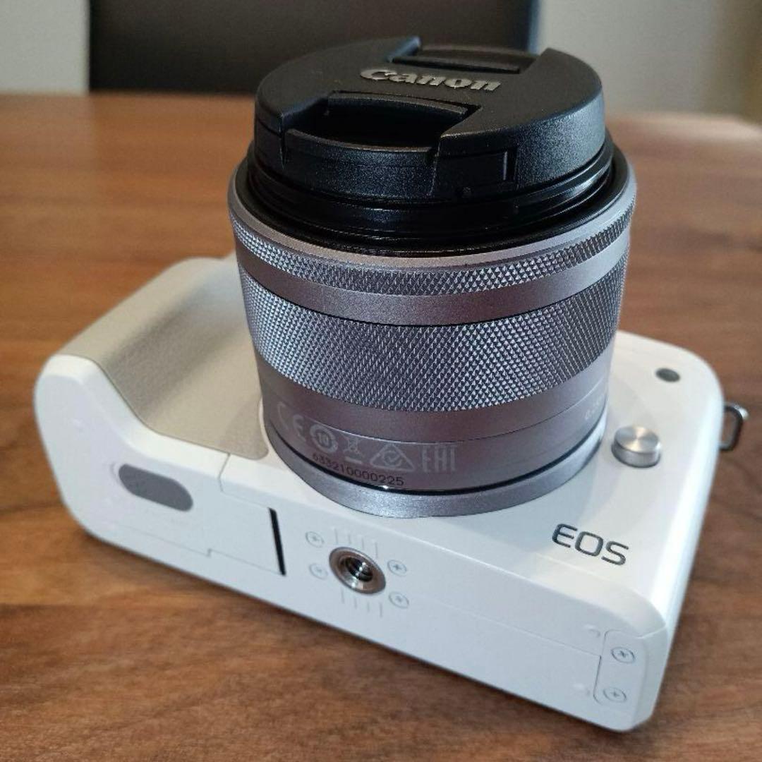 【取説付き】極美品 Canon EOS Kiss M2 高性能レンズキット