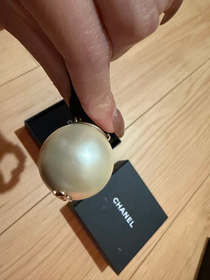 新品 CHANEL パール ヘアゴム
