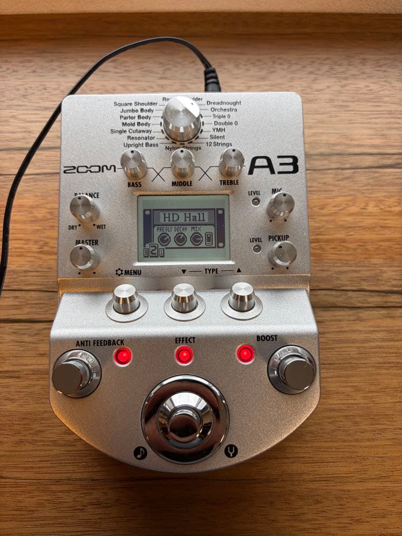 Zoom A3 アコースティックギター プリアンプ