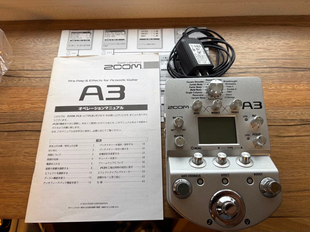 Zoom A3 アコースティックギター プリアンプ
