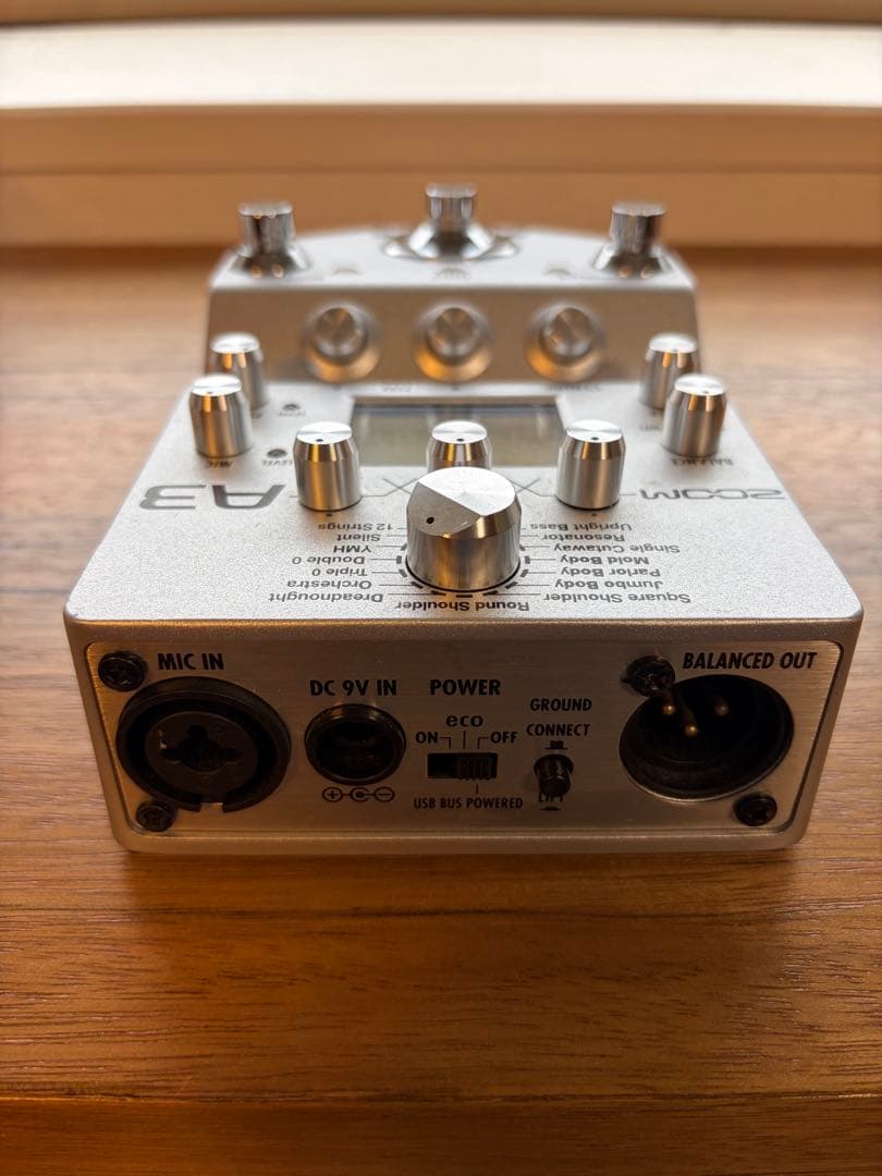 Zoom A3 アコースティックギター プリアンプ