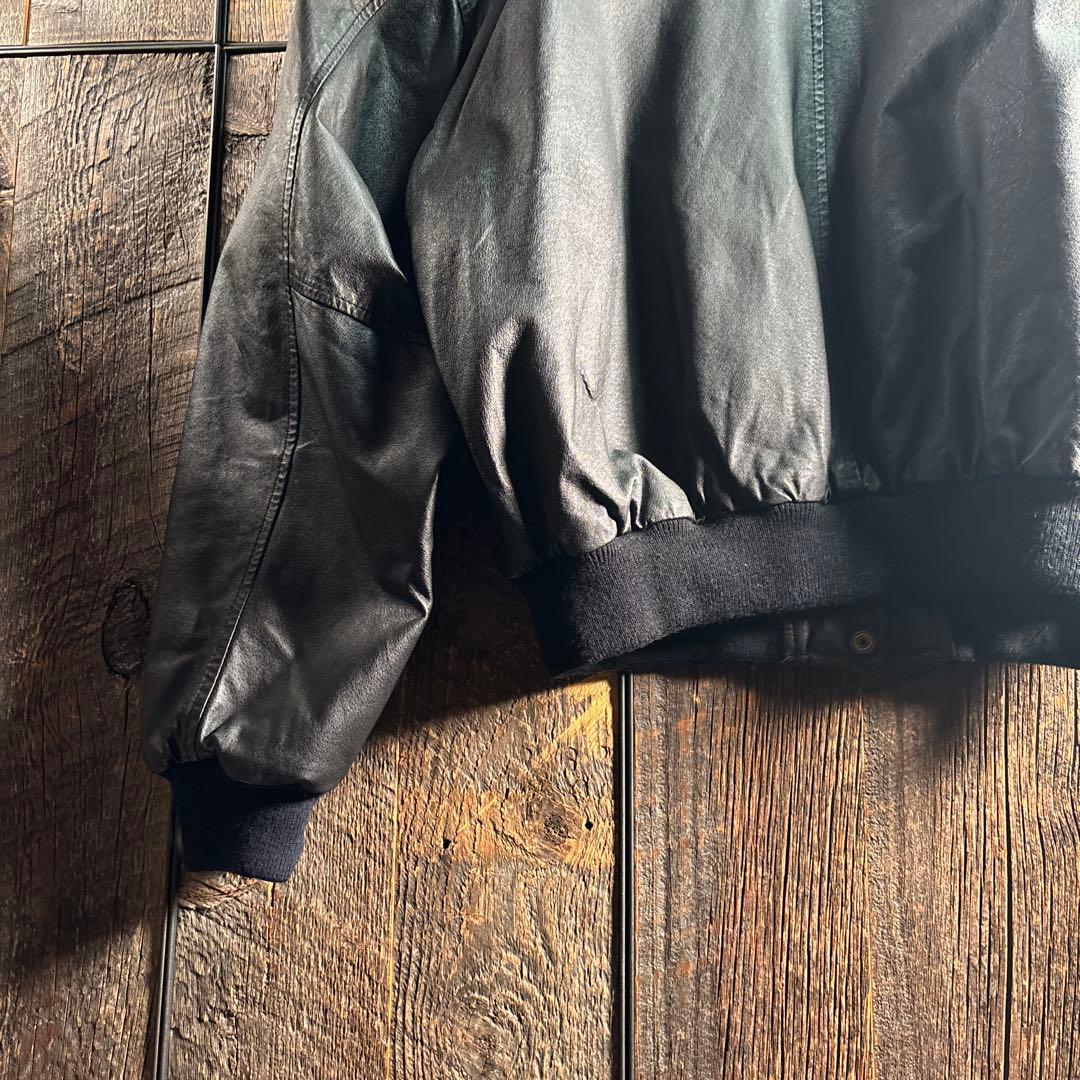 古着　本革　レザーボンバージャケット　短丈レザーブルゾン　ブラック　L太アーム.