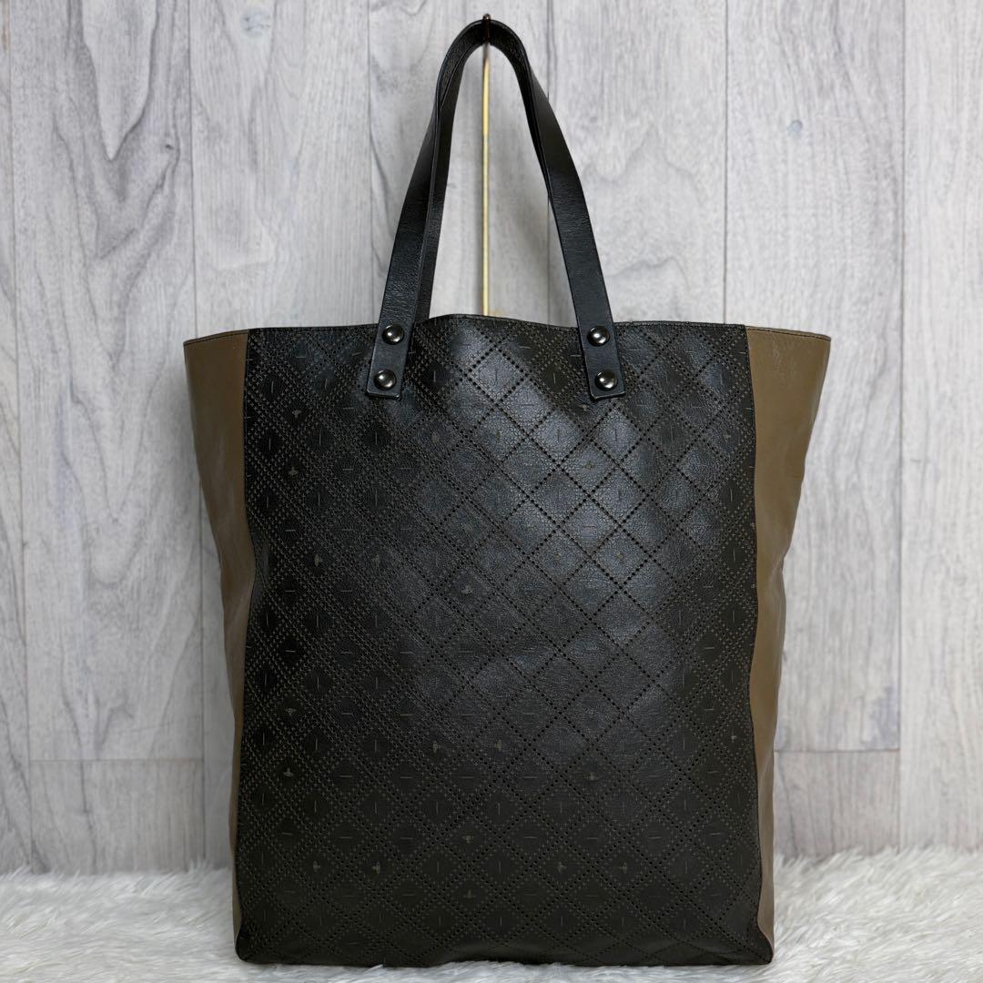 希少♡A4♡ヴィヴィアンウエストウッド オーブ パンチング レザー トートバッグ