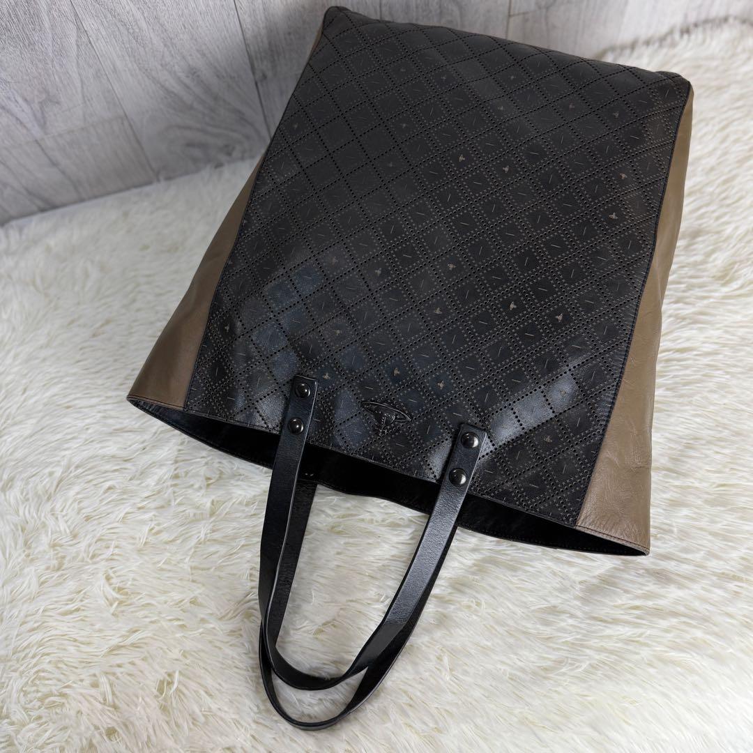 希少♡A4♡ヴィヴィアンウエストウッド オーブ パンチング レザー トートバッグ