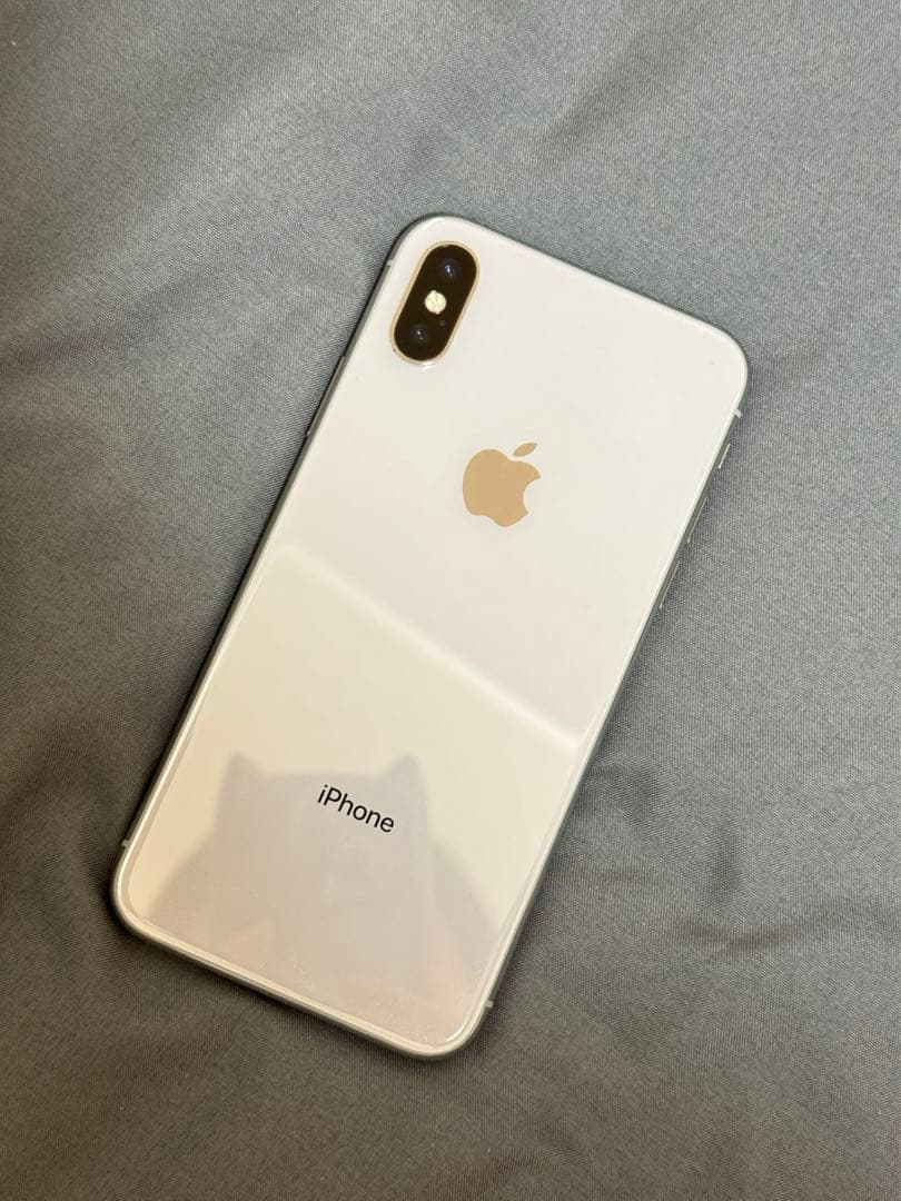 T*証様 [ジャンク品] iPhone X 64GB