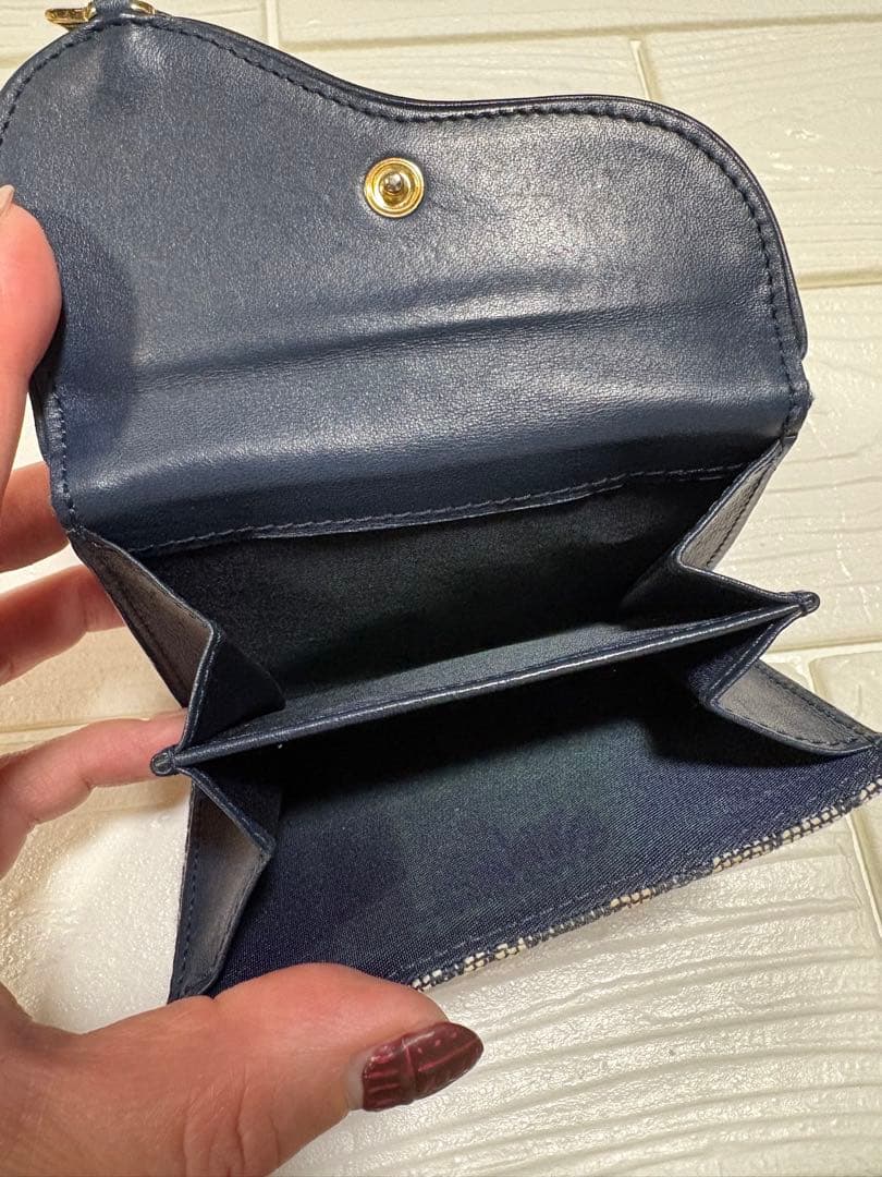 Christian Dior 二つ折り財布 Dロゴ