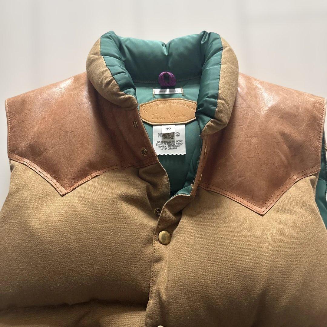 超美品ロッキーマウンテンフェザーベッド×ウエアハウス　ドビーツイル ダウンベスト