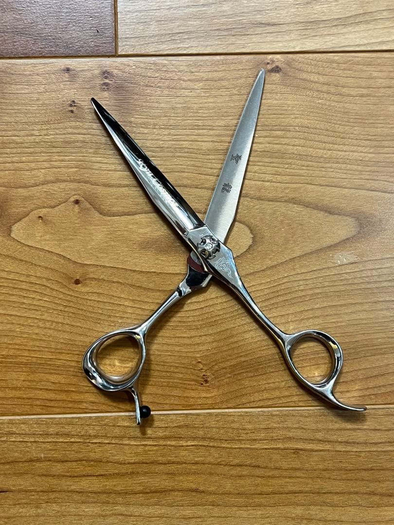 HIKARI 光シザー RYU COSMOS 172 研磨済み 保護カバー付き