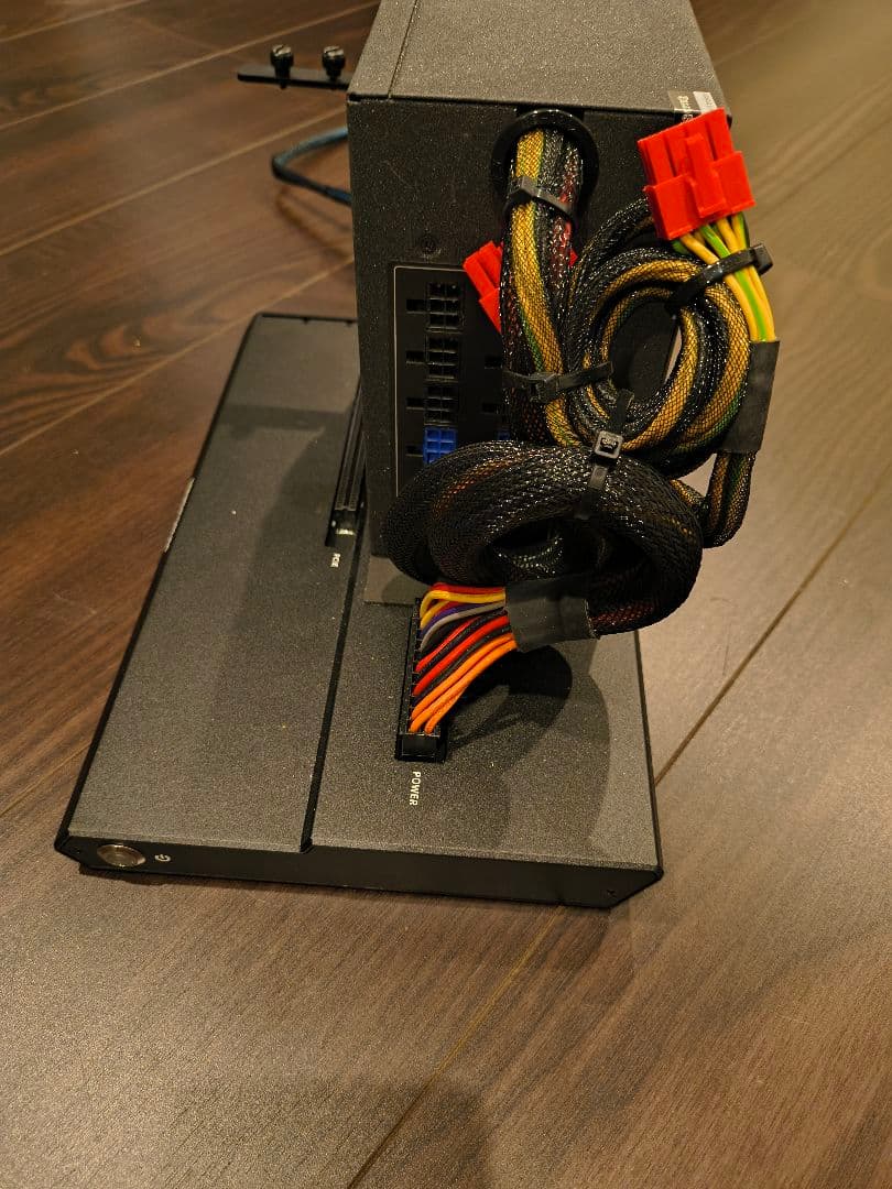 MINIS FORUM eGPU 750W 電源ユニット