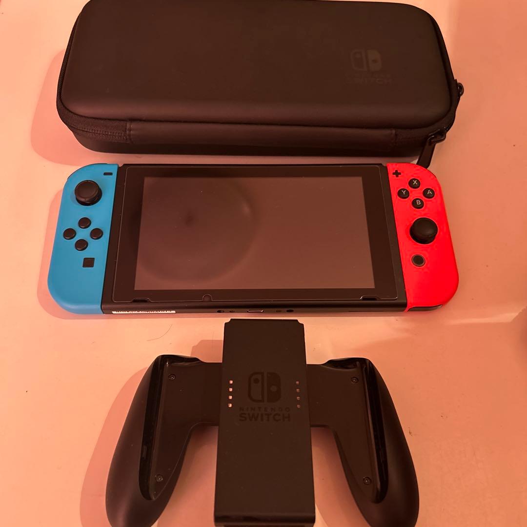 あ*さ様 ⭐︎美品⭐︎任天堂Switch 本体バッテリー強化版ケース、コントロー