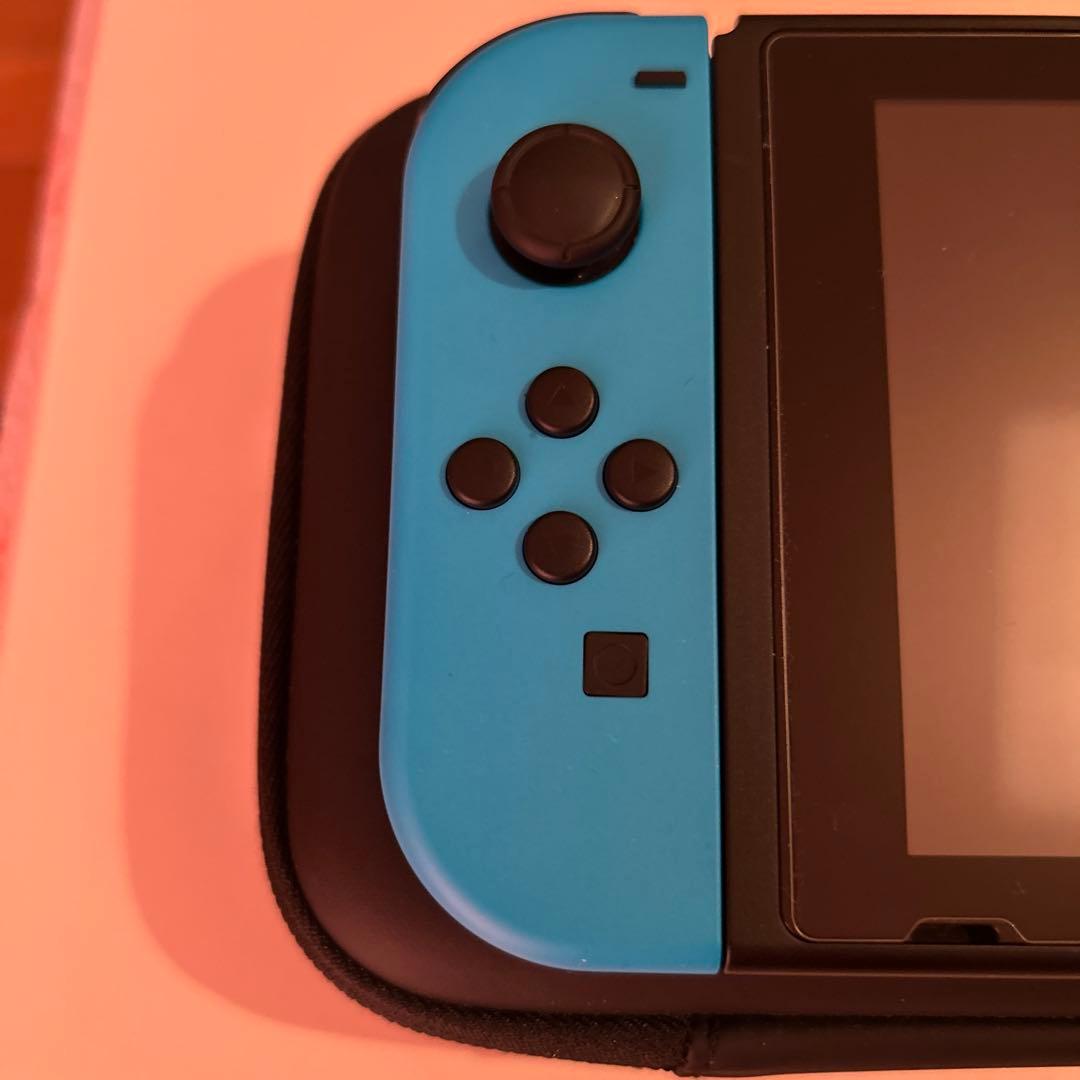 あ*さ様 ⭐︎美品⭐︎任天堂Switch 本体バッテリー強化版ケース、コントロー