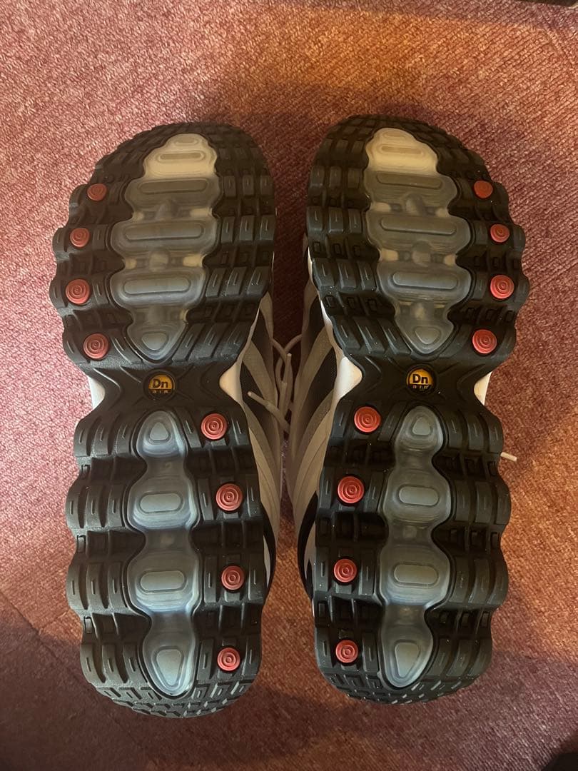 【新品】NIKE ナイキエアマックス Dn8 シューズ 28㎝