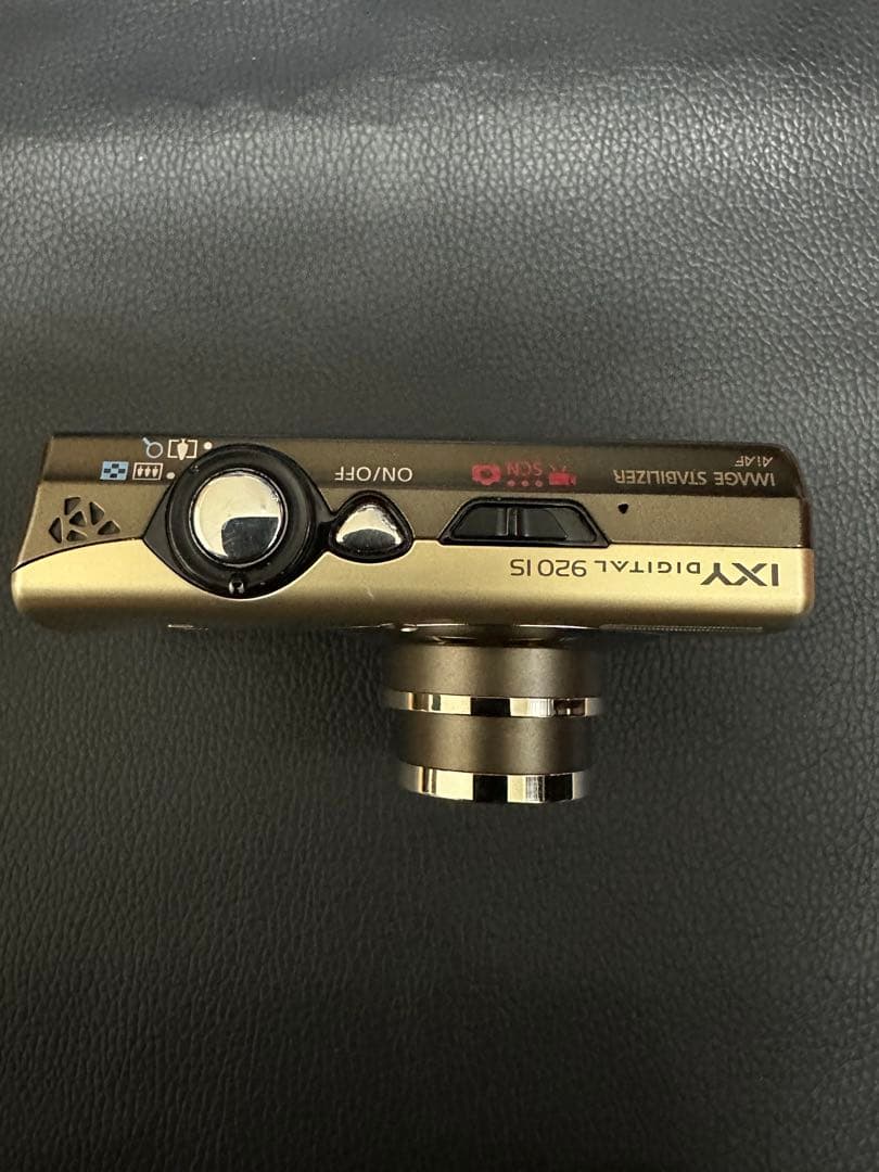 【ジャンク】Canon IXY DIGITAL 920 IS 本体＋充電器