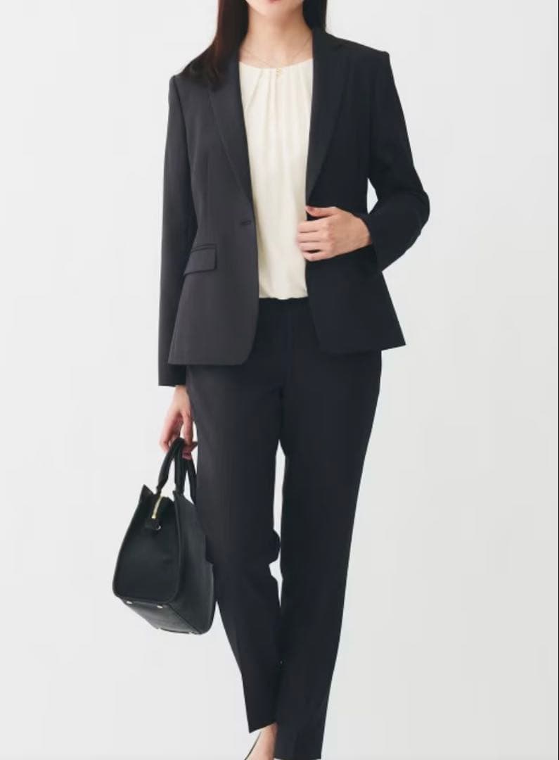 【UNTITLED】 ウエストイン見え パウダリータックブラウス サイズ３