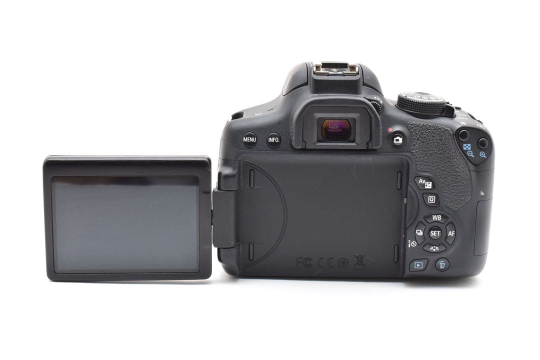 一眼レフカメラcanon kiss x8i標準レンズセット/EF35-80mm