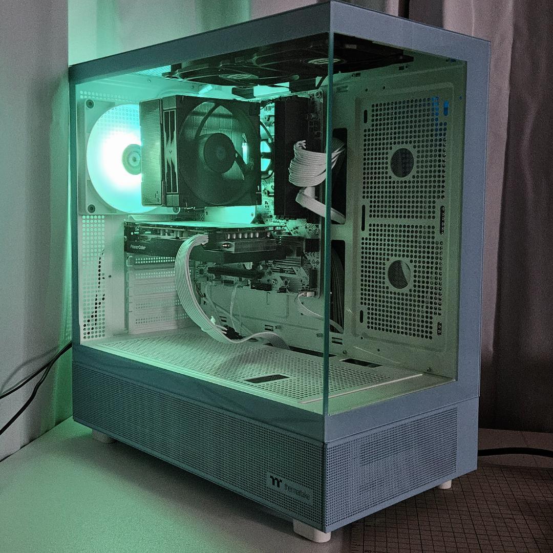 ゲーミングPC Ryzen7 5700x RX7600 Windows11