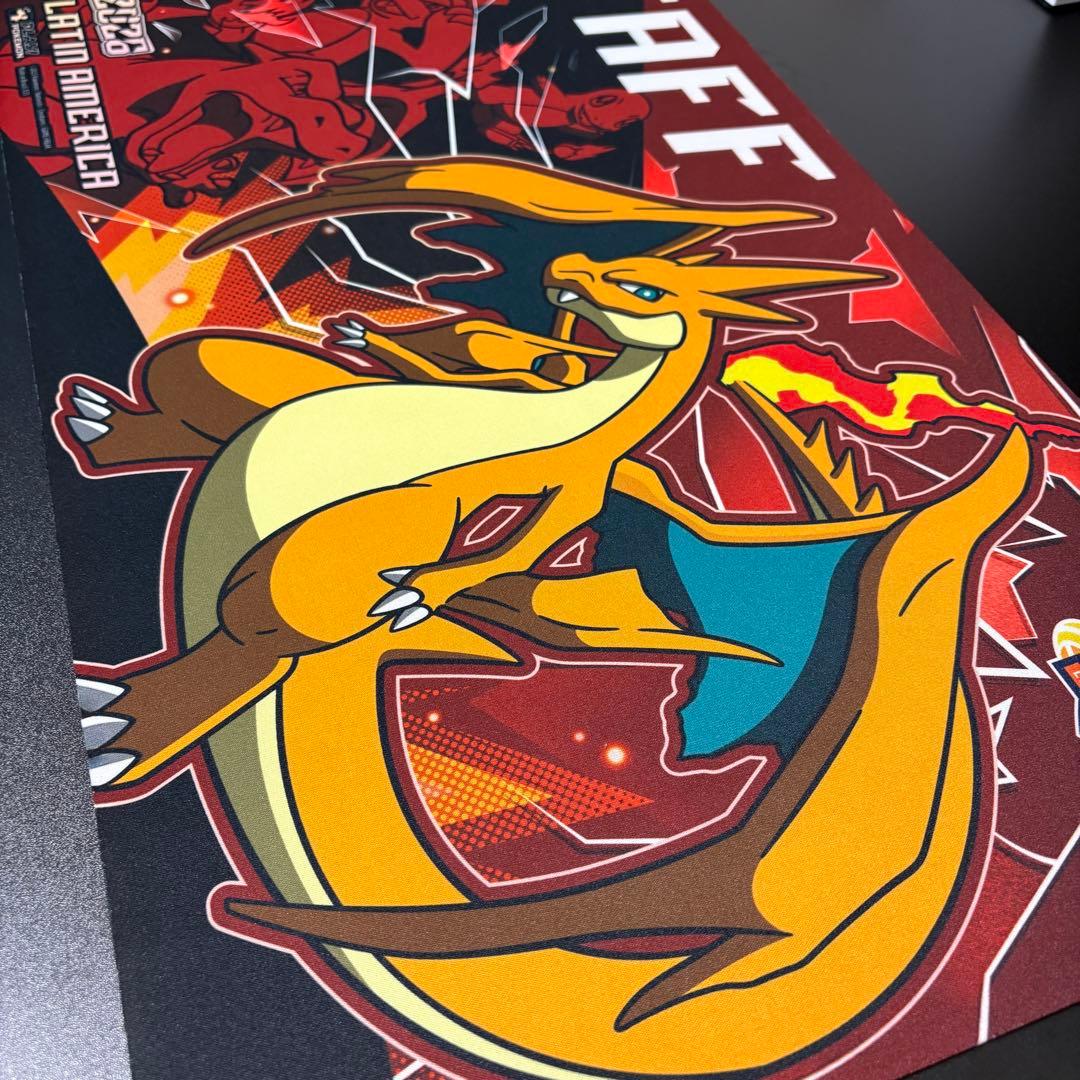 杏*腐様 メガリザードン プレイマット LAIC STAFF リザードン ポケモ