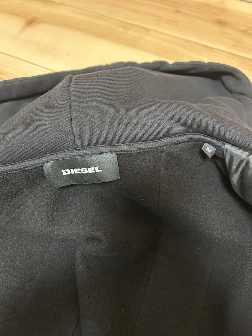 DIESEL フード付きキルティングジャケット
