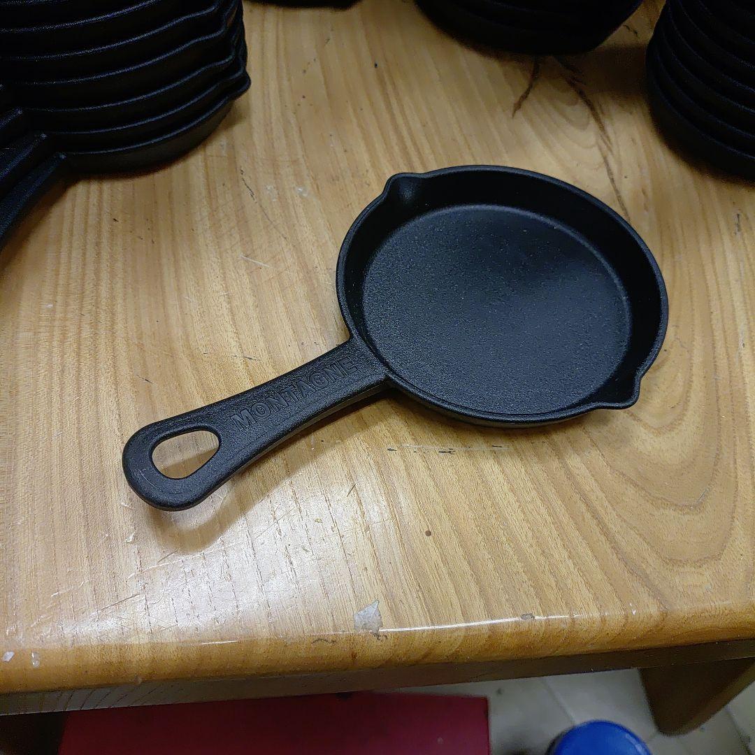 スキレット　ラウンドスキレット　山田化学　電子レンジ可