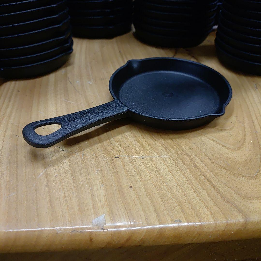 スキレット　ラウンドスキレット　山田化学　電子レンジ可