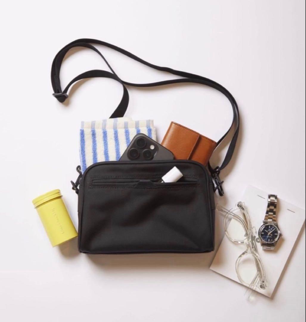 バッグ SHOULDER POUCH MONOLITH x 1LDK everyone