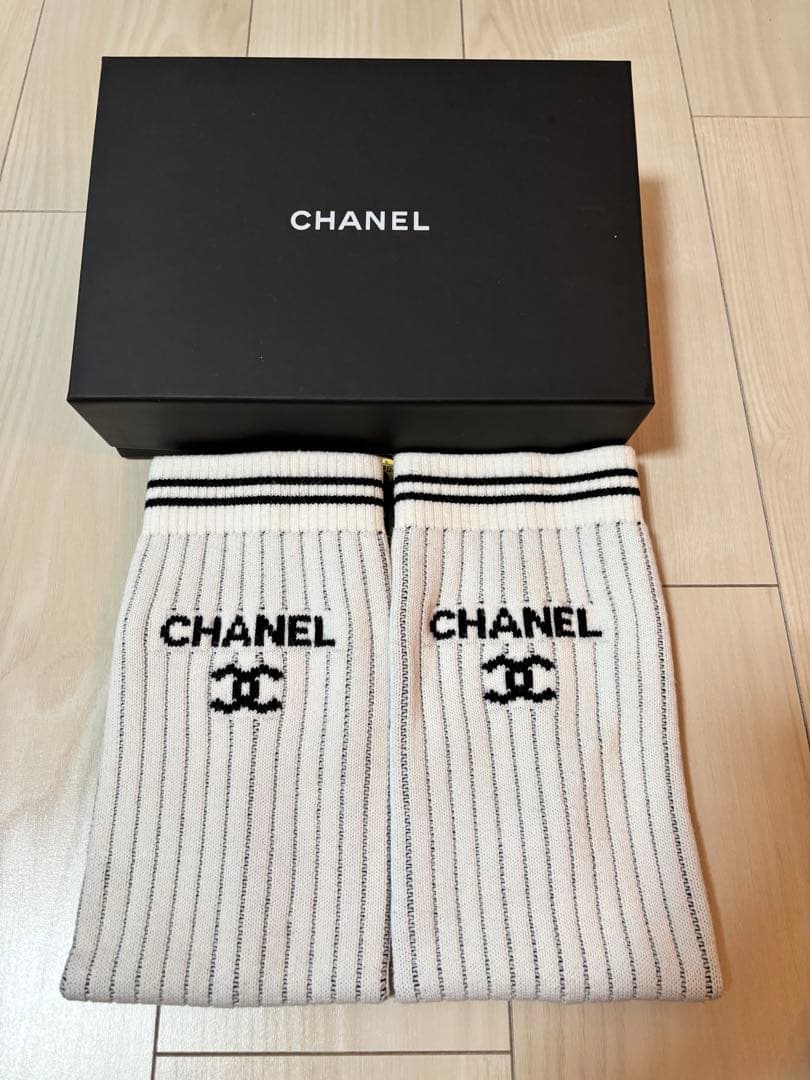 CHANEL ストライプ レッグウォーマー ホワイト