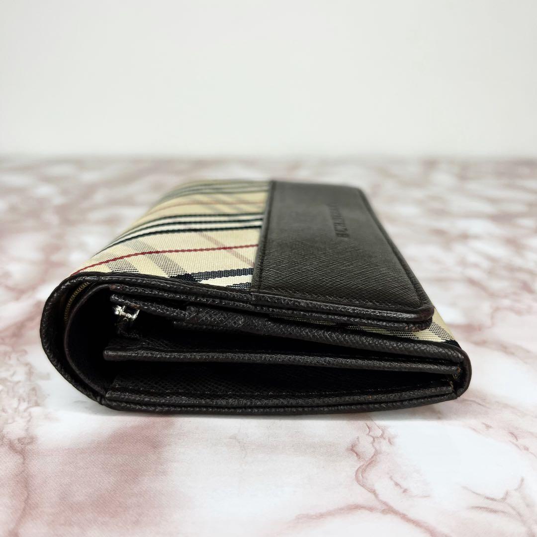 【極美品】BURBERRY チェック柄 二つ折り財布　折り財布60