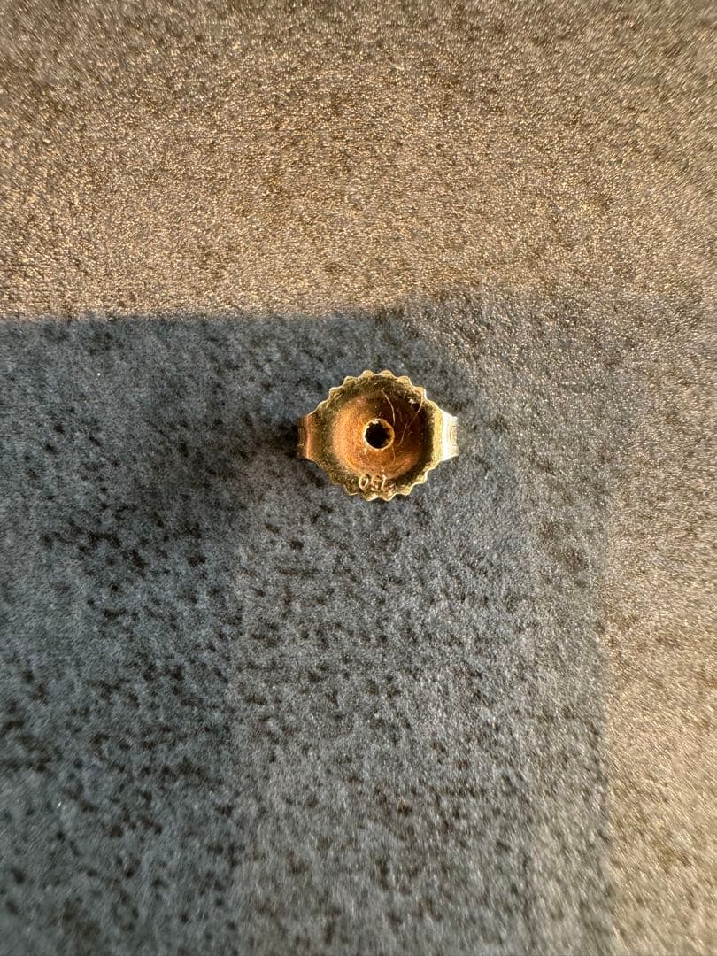 あしか 3/11まで。クロムハーツ 22k タイニー ピアスセット