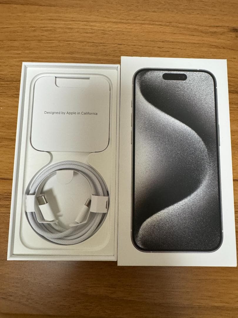 【お値下げ】iPhone15pro 128GB Simフリー ホワイトチタニウム