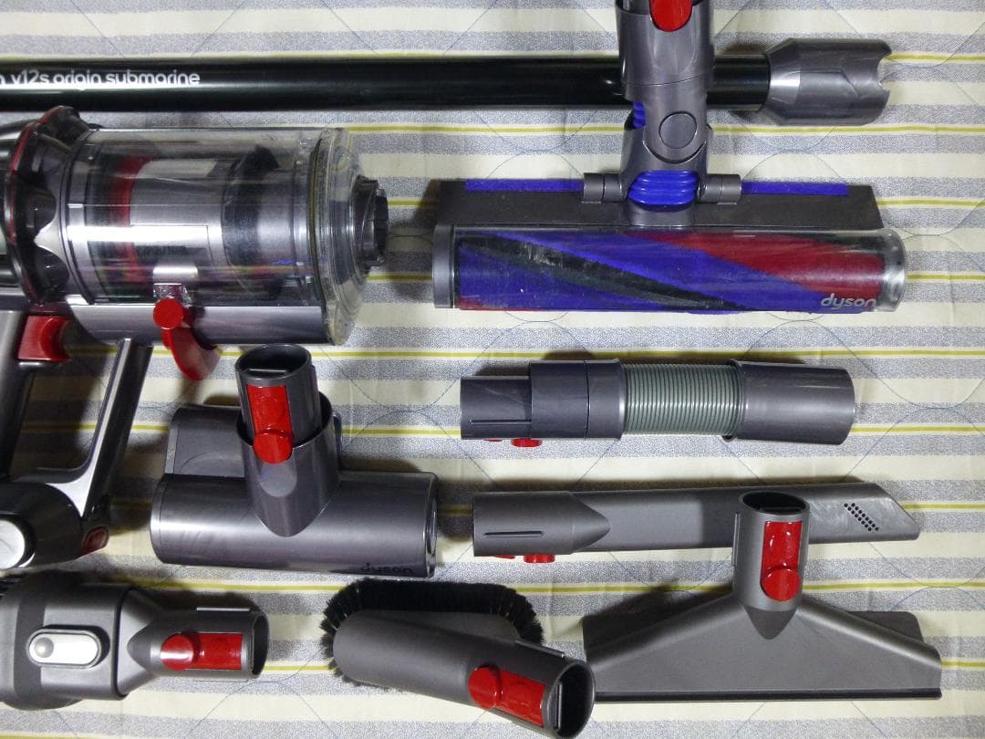 純正フロアドック付属　ダイソンSV18　動作確認済みの美品　エコモード47分