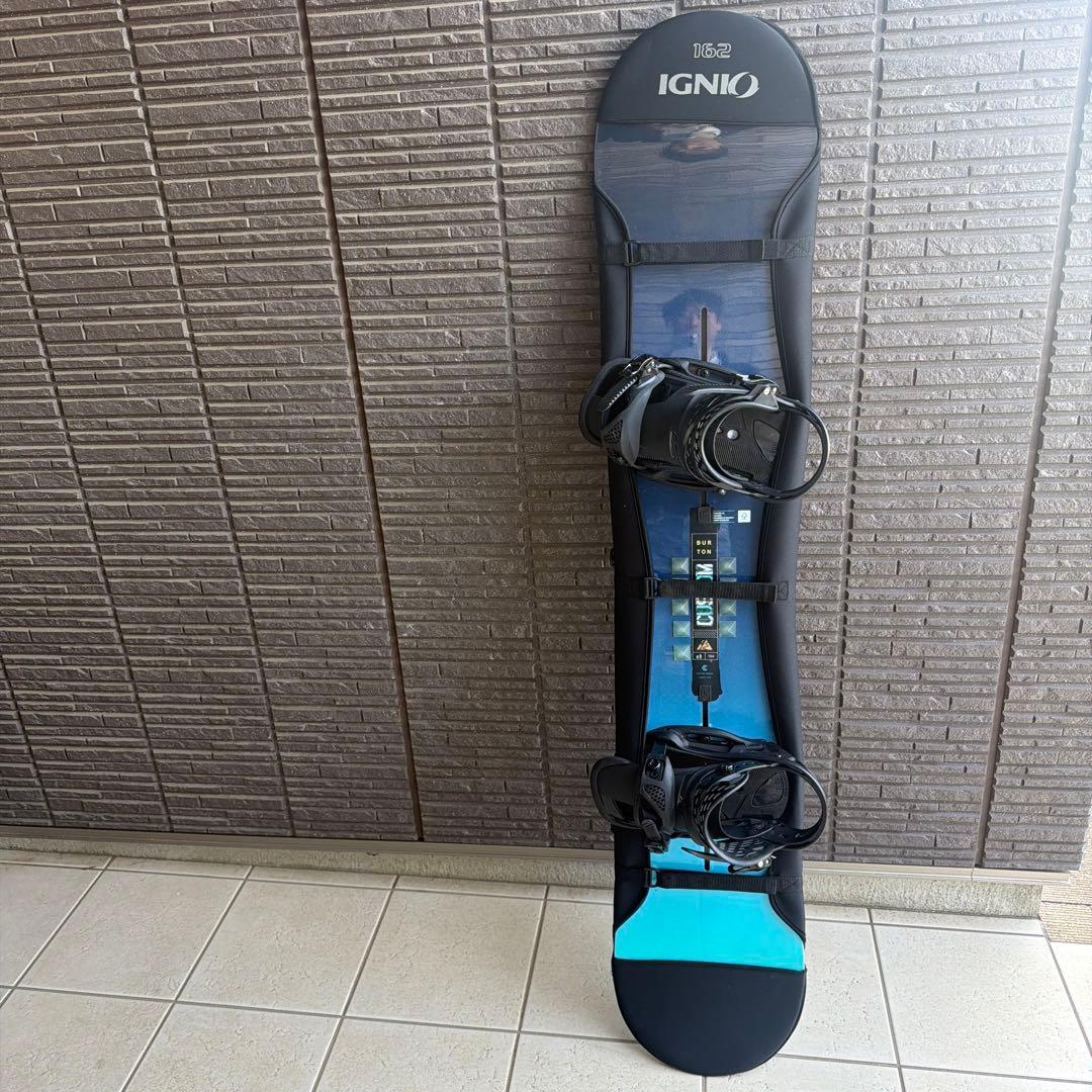 BURTON CUTOMキャンバー154cm ビンディング、カバー2個付き